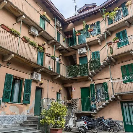 Airguest Beautiful Flat On The Little Naviglio *